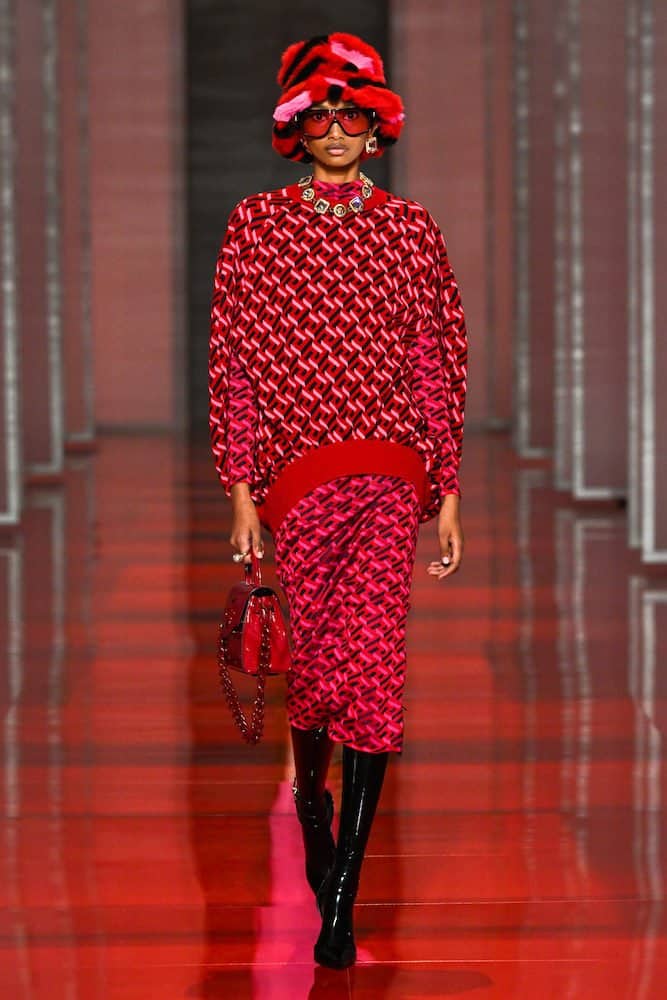Versace: Ready-To-Wear AW22 - 10 Magazine